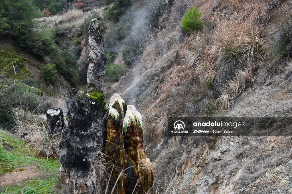 Ulus Dağı eteklerindeki eski yerleşim bölgesi ve termal kaynak turizme kazandırılacak