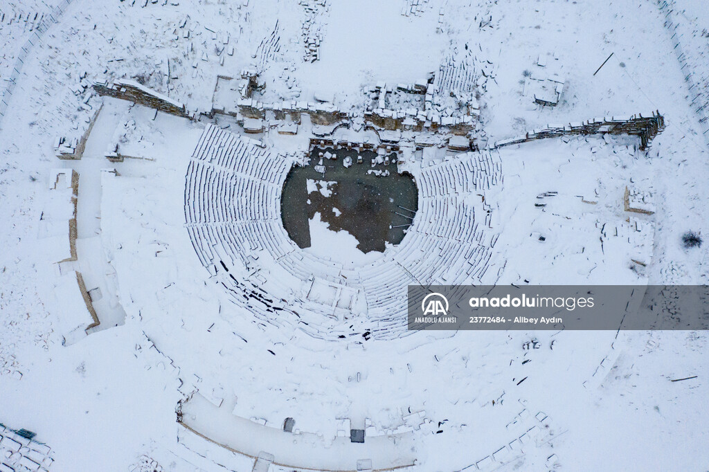 Aizanoi Antik Kenti beyaza büründü