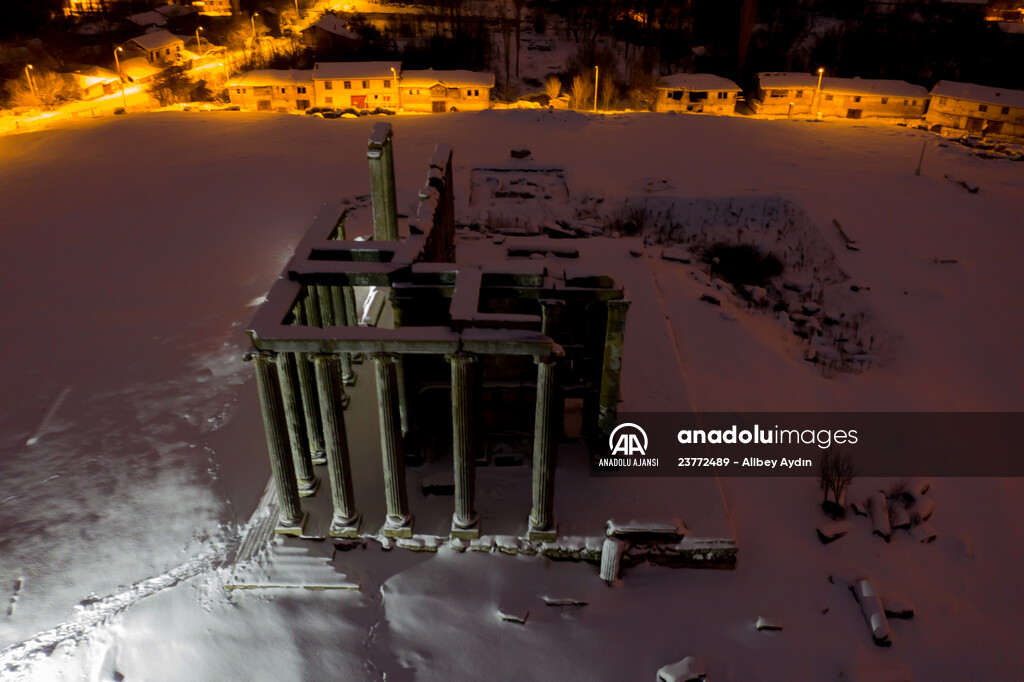 Aizanoi Antik Kenti beyaza büründü