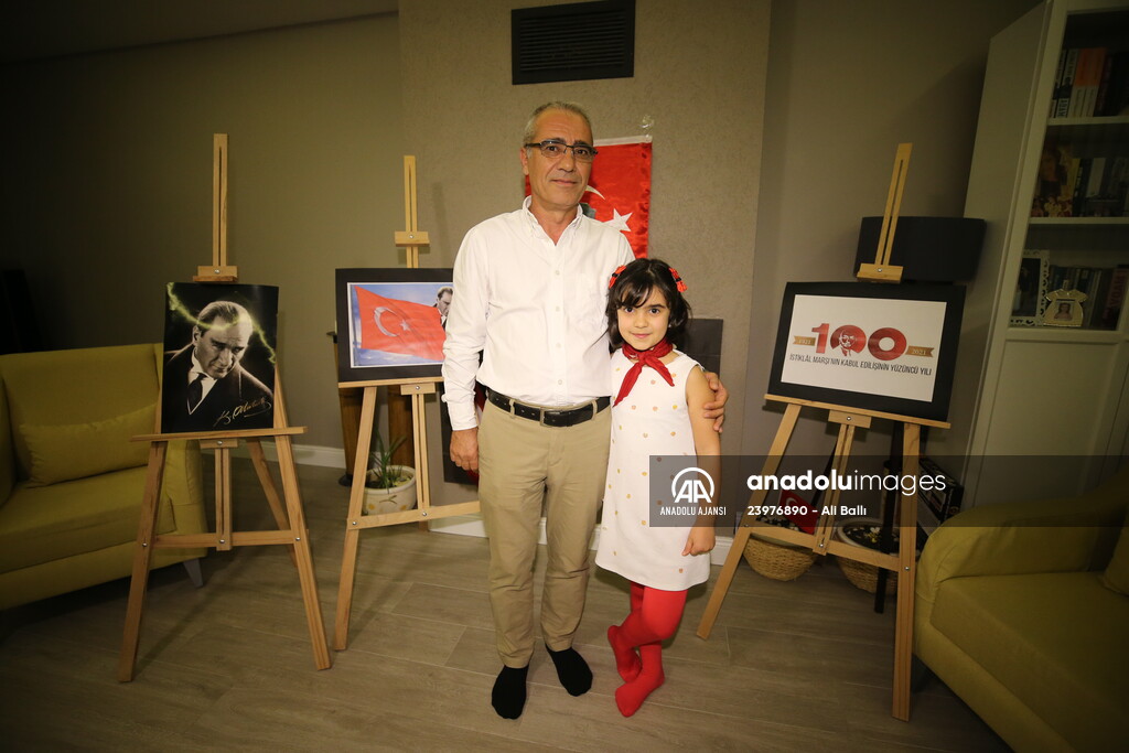 İstiklal Marşı'nı ezbere okuyan Bodrumlu küçük Eylül, ailesinin ve öğretmenlerinin gururu oldu