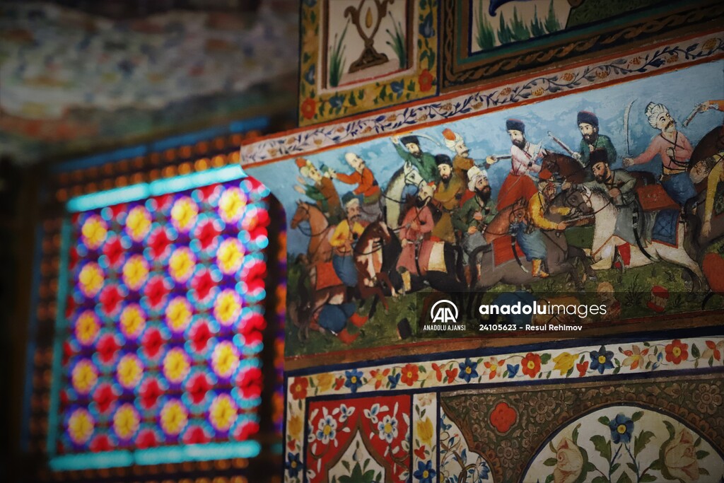 Azerbaycan'ın Dünya Kültür Mirası Listesi'ndeki Şeki Han Sarayı turist akınına uğruyor