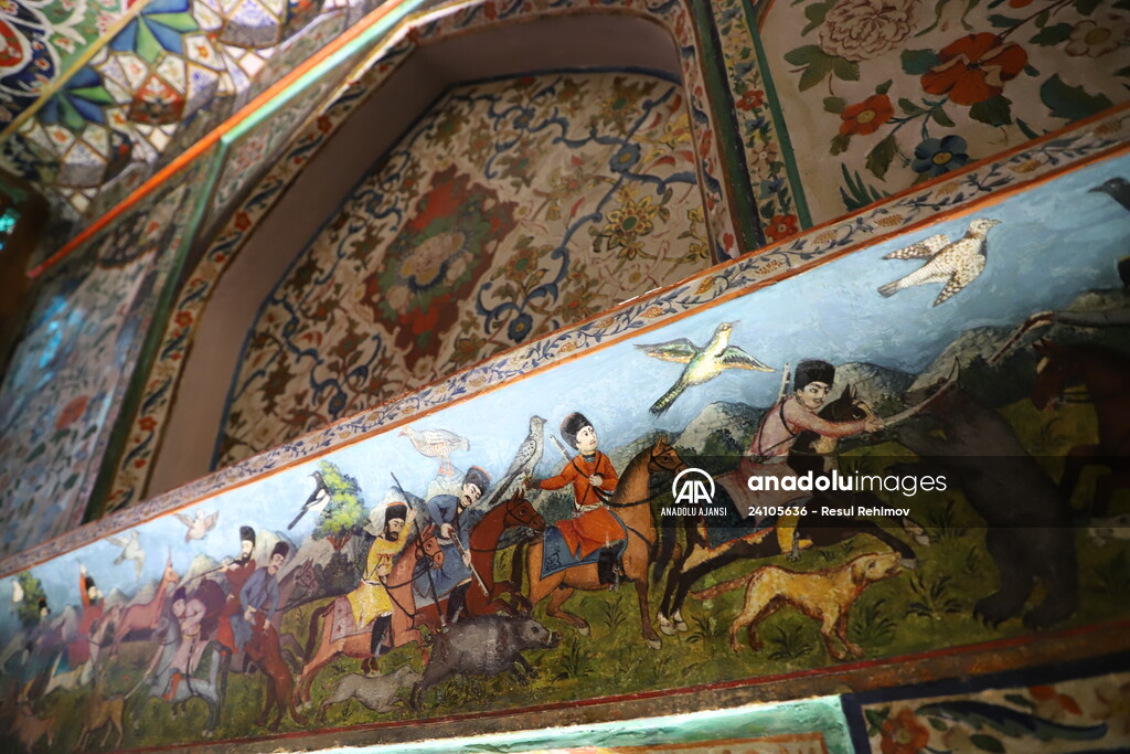 Azerbaycan'ın Dünya Kültür Mirası Listesi'ndeki Şeki Han Sarayı turist akınına uğruyor