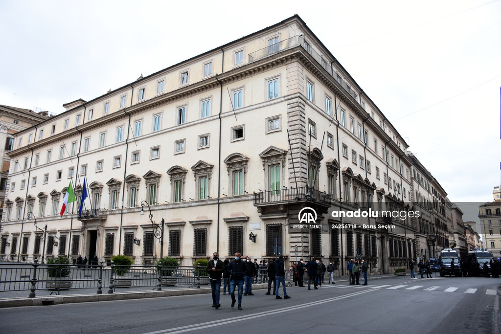 Draghi government protested in Italy over Covid-19 measures