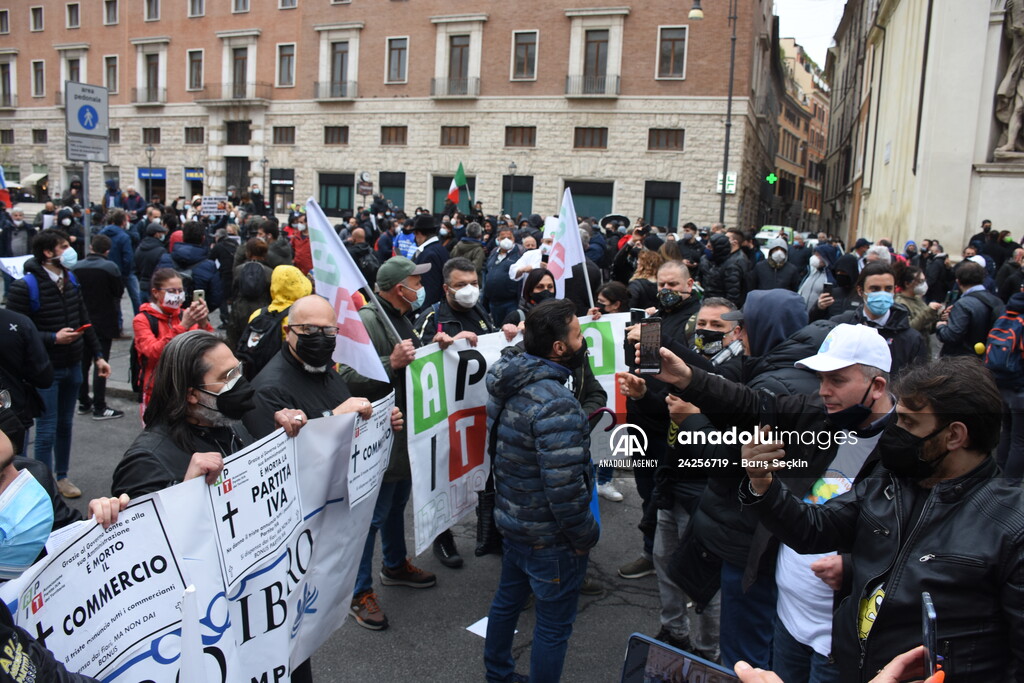 Draghi government protested in Italy over Covid-19 measures
