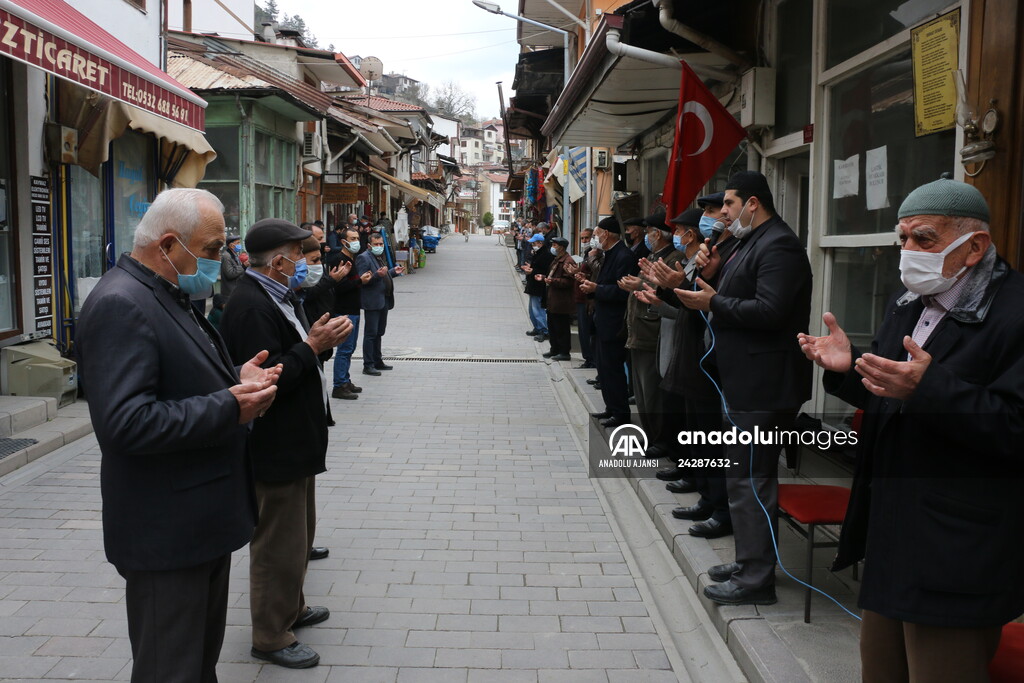 Mudurnu'da 7 asırlık esnaf duası geleneği sürüyor