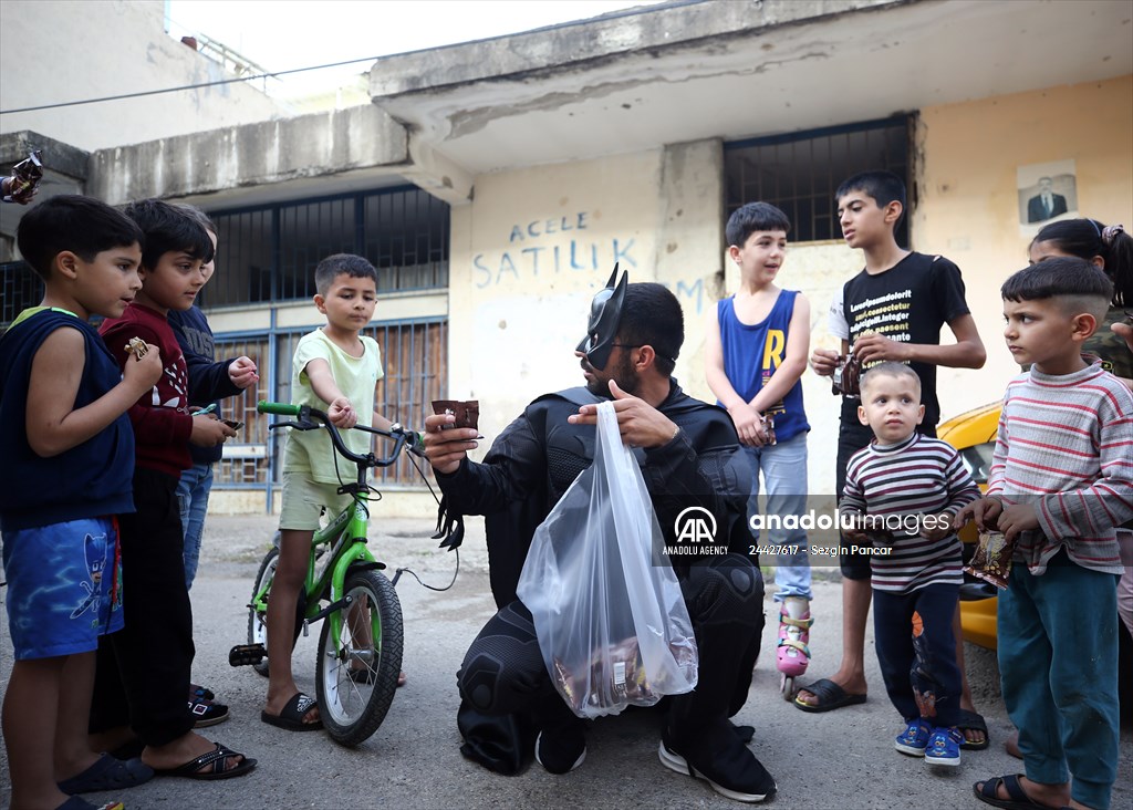 "Batman" costumed taxi driver in Turkey's Mersin