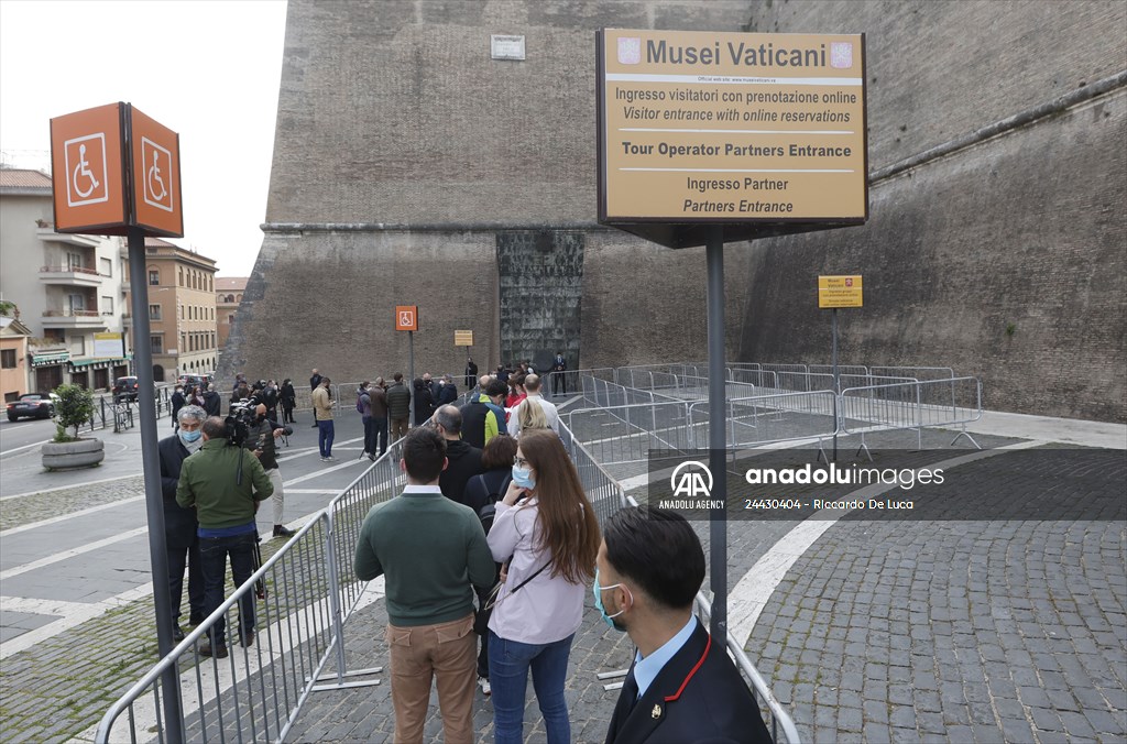 Re-opening of the Vatican Museums