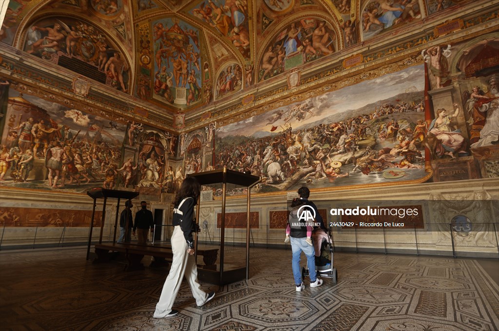 Re-opening of the Vatican Museums | Anadolu Images