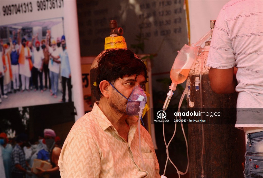 Oxygen tents established for COVID-19 patients in India