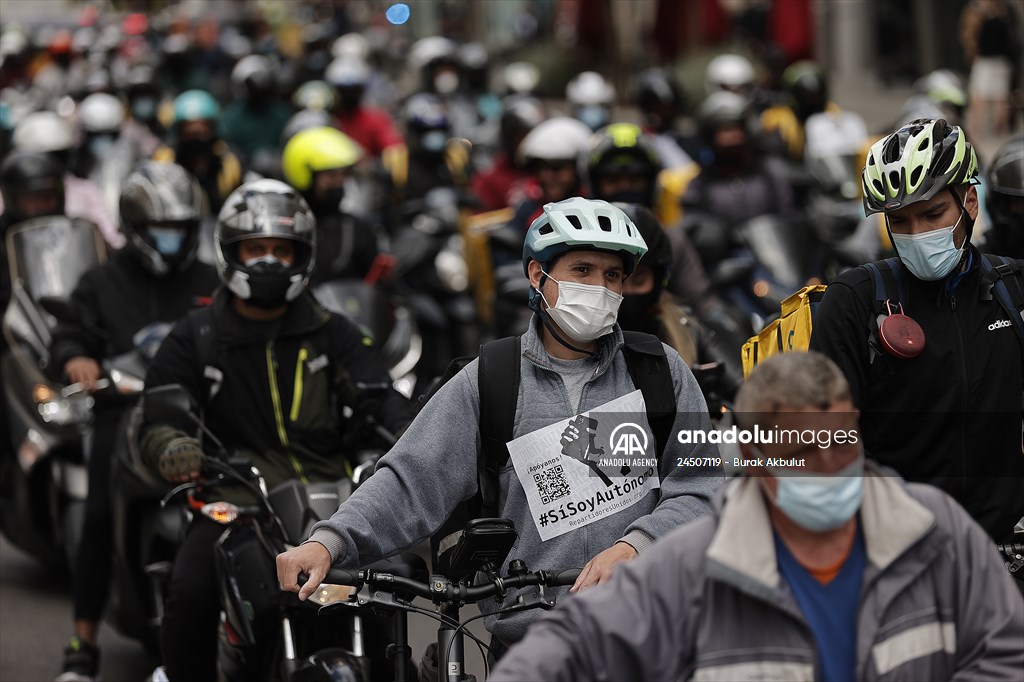 Riders protest against new law that regulates delivery riders