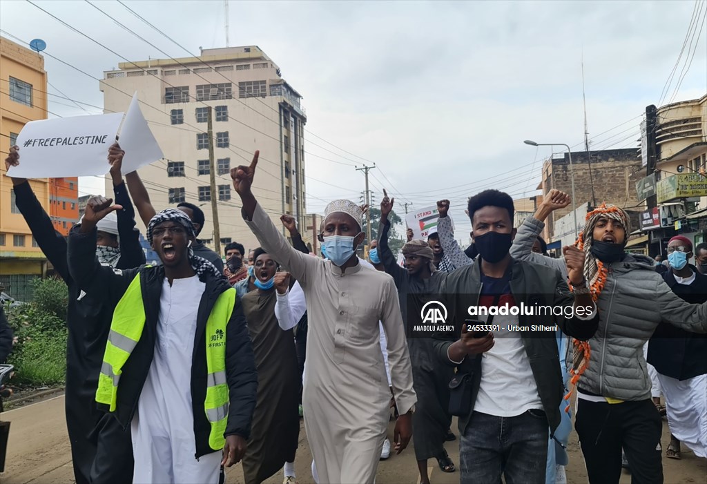 Kenyans protest against Israeli forces' attacks on Al-Aqsa Mosque and Gaza Strip