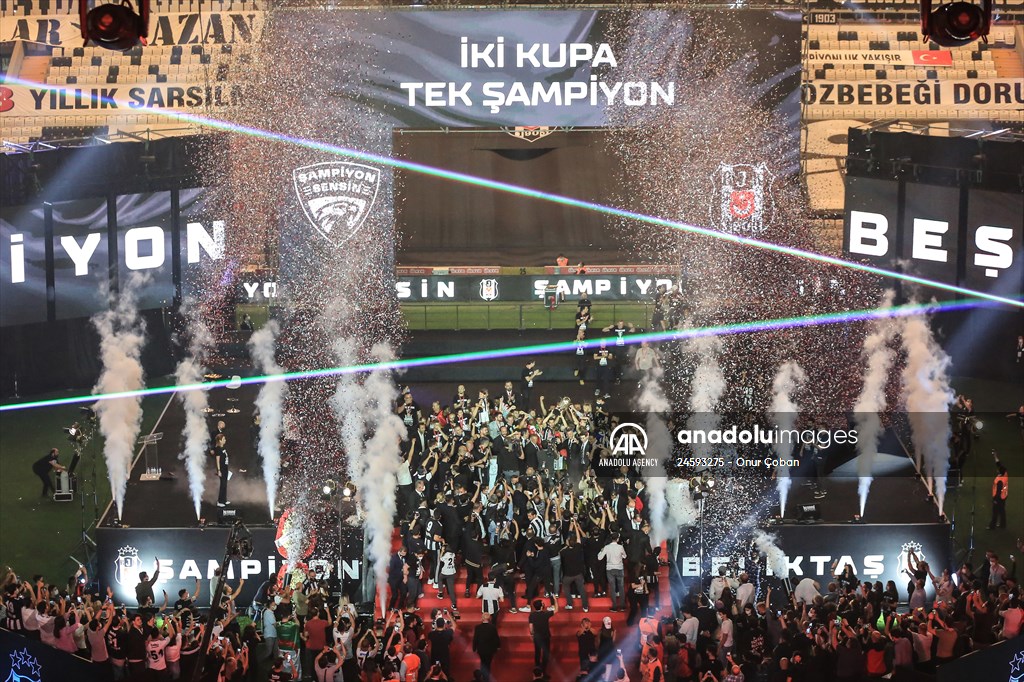 Besiktas celebrate the championship