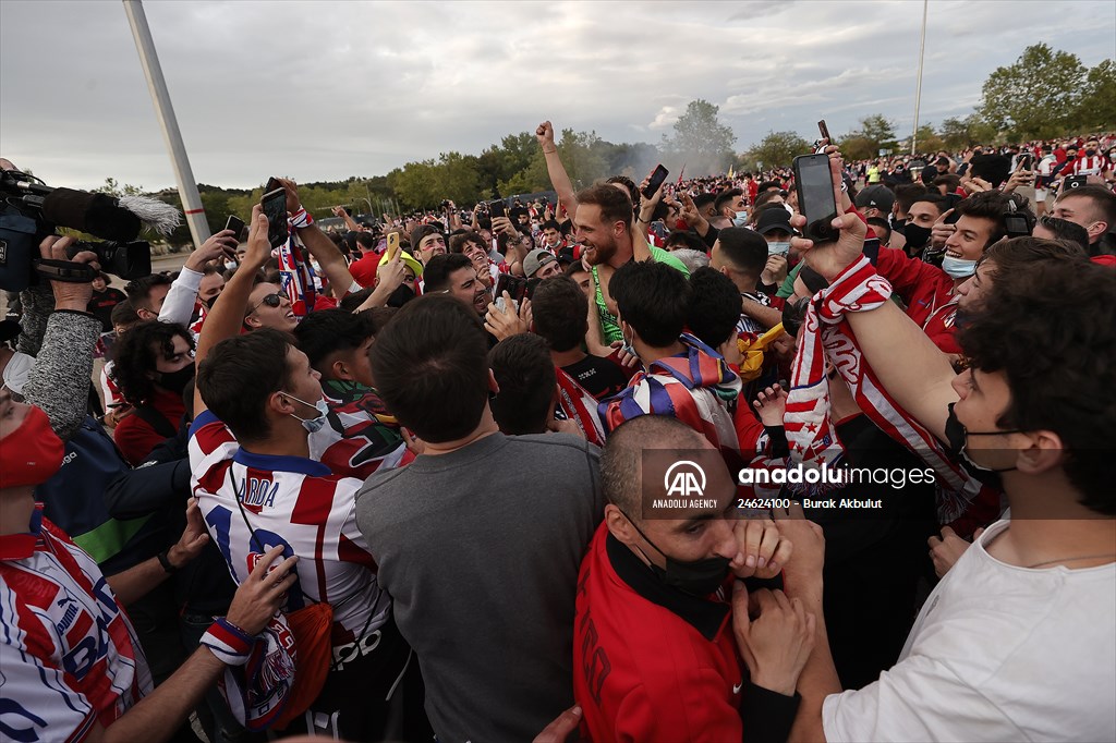 Atletico Madrid fans celebrate Spanish La Liga title