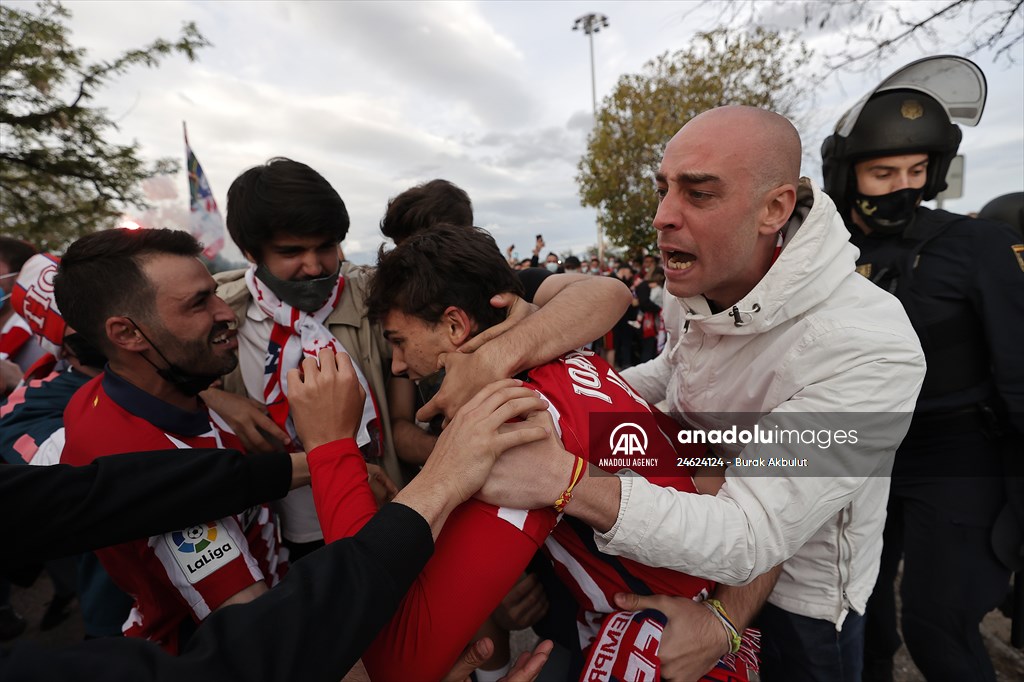 Atletico Madrid fans celebrate Spanish La Liga title
