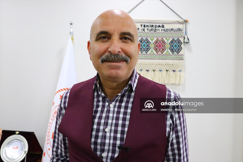 Tekirdağ'daki Kurtdere Camisi mimarisiyle ilgi çekiyor