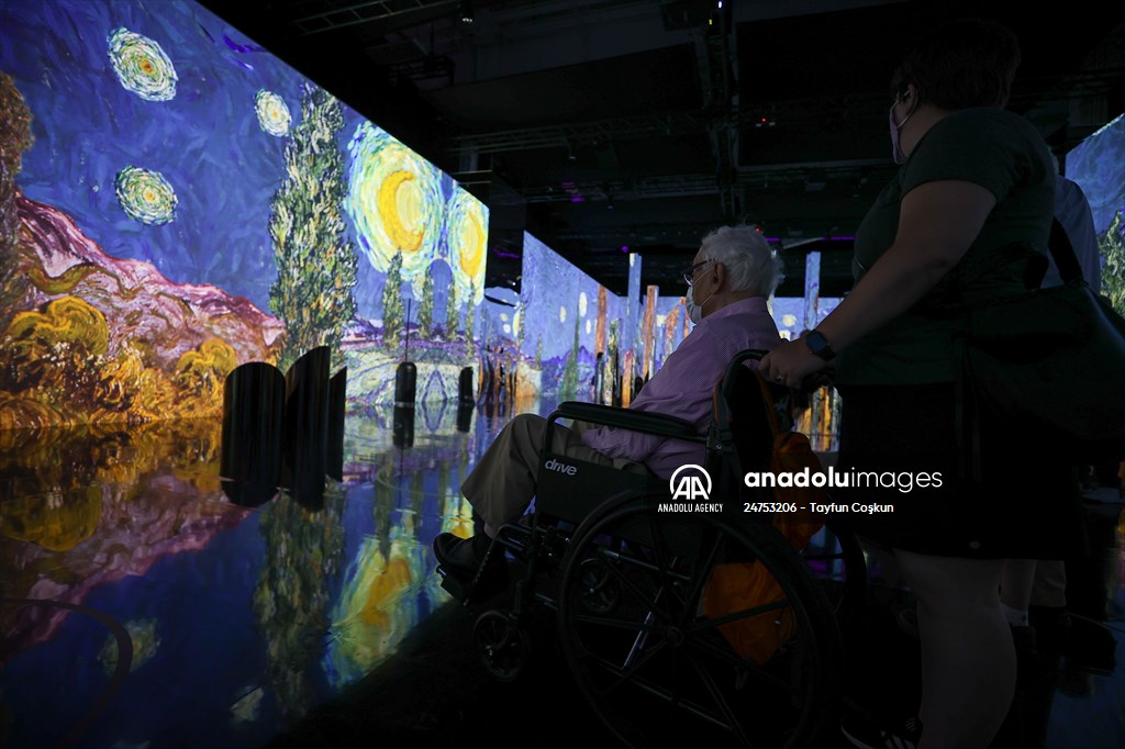 Immersive Van Gogh Exhibit opens in NYC