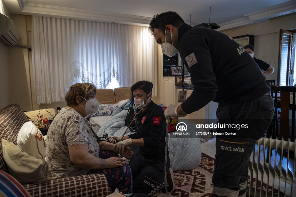 Adalardan ana karaya yaşam köprüsü: 112 deniz ambulansları