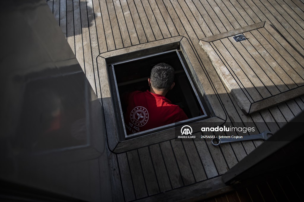 Adalardan ana karaya yaşam köprüsü: 112 deniz ambulansları