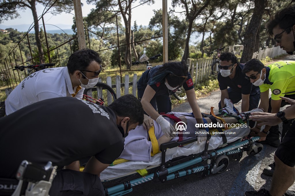 Adalardan ana karaya yaşam köprüsü: 112 deniz ambulansları