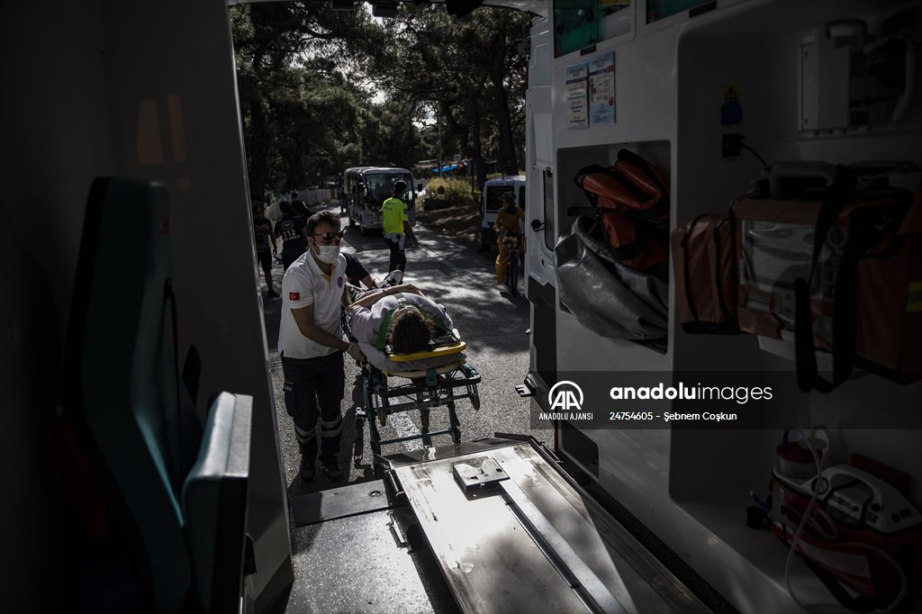 Adalardan ana karaya yaşam köprüsü: 112 deniz ambulansları