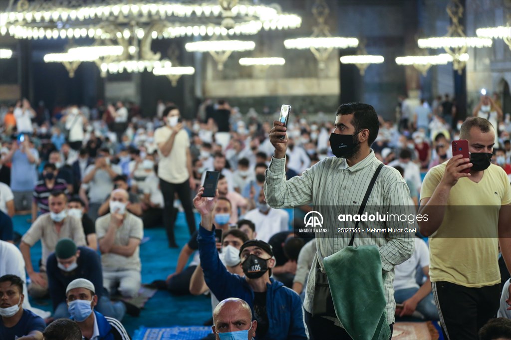 Ayasofya-i Kebir Cami-i Şerifi'nde ikinci kez Kurban Bayramı namazı eda edildi