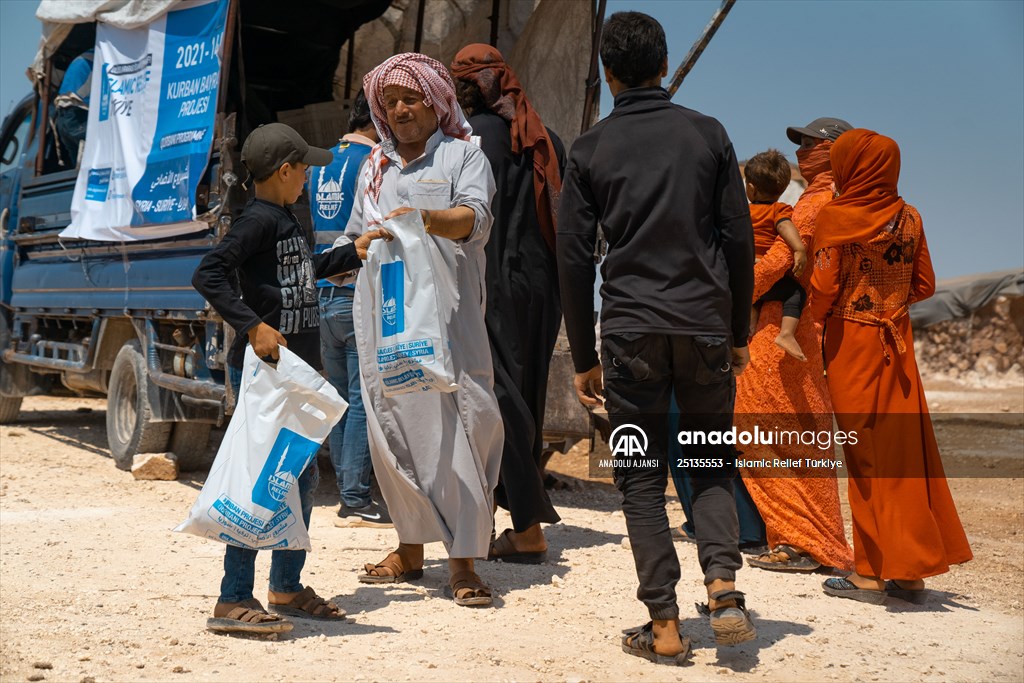 Islamic Relief Türkiye, Suriye'de 80 bin kişiye kurban eti ulaştırdı