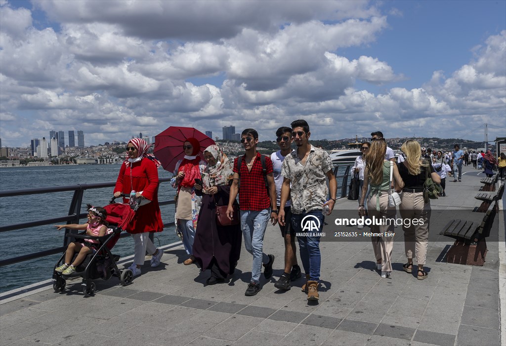 İstanbullular, bayramın son gününde de sahil, park ve bahçelerde vakit geçirdi