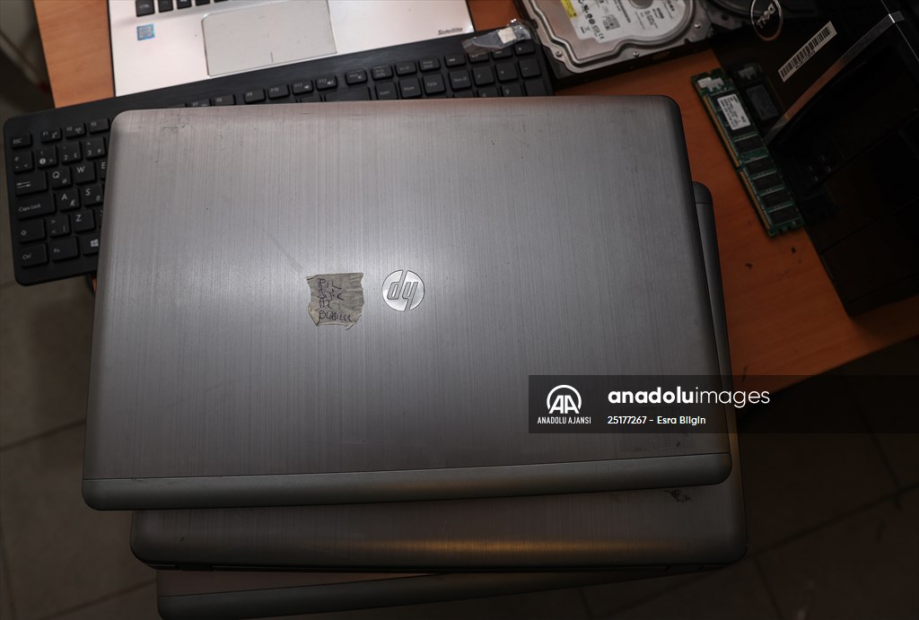 Eski elektronik eşyalar köy okullarına bilgisayar oluyor