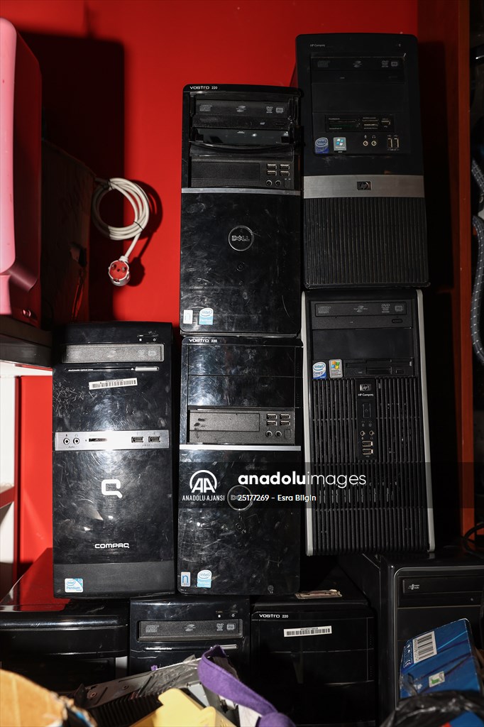 Eski elektronik eşyalar köy okullarına bilgisayar oluyor