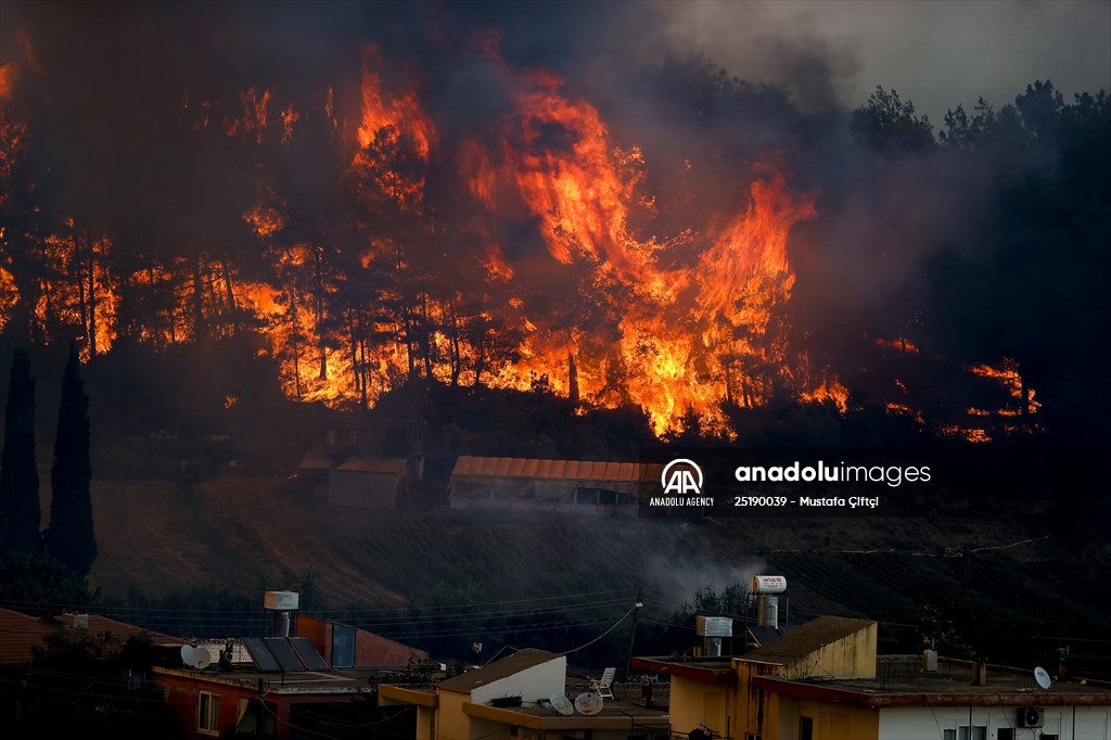Forest fire in Turkey's Antalya