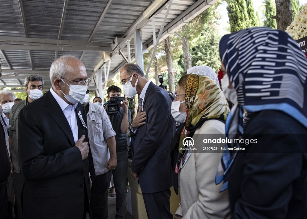 Eski Dışişleri Bakanı Turan Güneş'in eşi Nermin Güneş'in cenazesi toprağa verildi