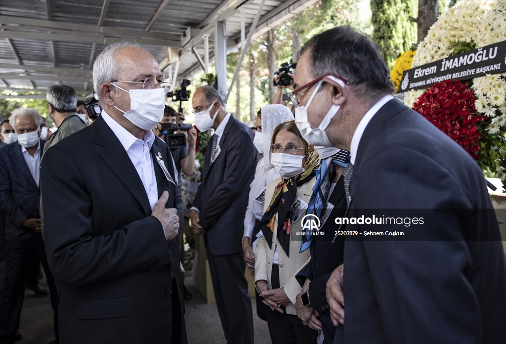 Eski Dışişleri Bakanı Turan Güneş'in eşi Nermin Güneş'in cenazesi toprağa verildi
