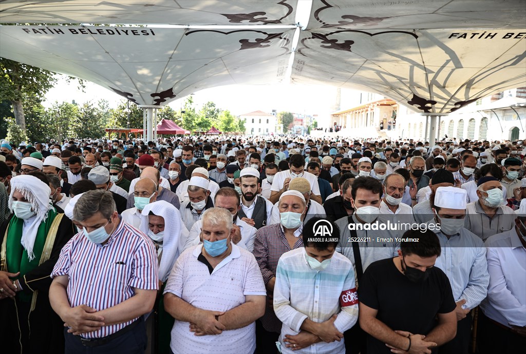 Nimetullah hoca son yolculuğuna uğurlandı