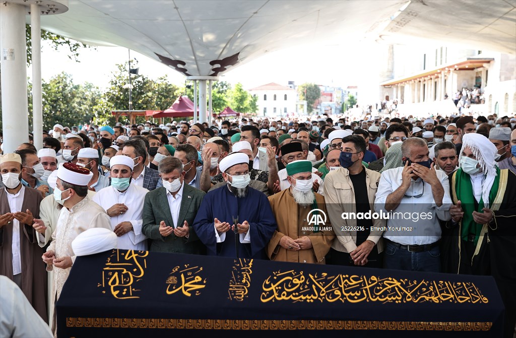 Nimetullah hoca son yolculuğuna uğurlandı