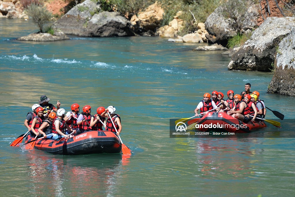 "Munzur Çayı" rafting tutkunları için çekim alanı oldu