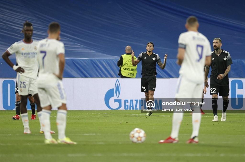 Real Madrid v Sheriff - UEFA Champions League