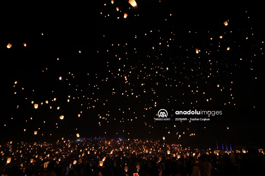 Sky lantern lights festival