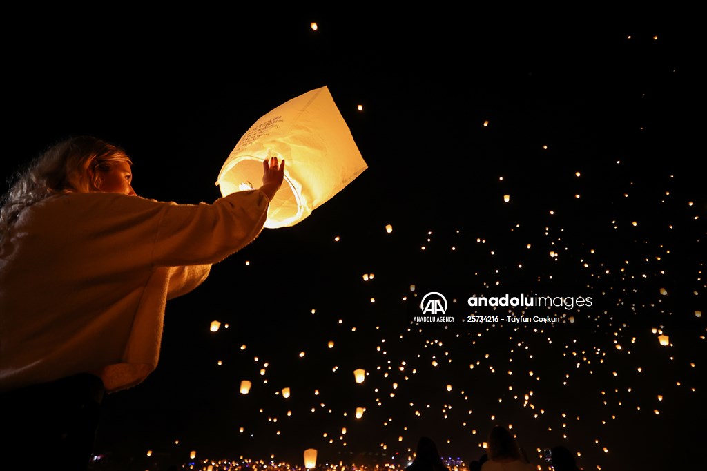 Sky lantern lights festival