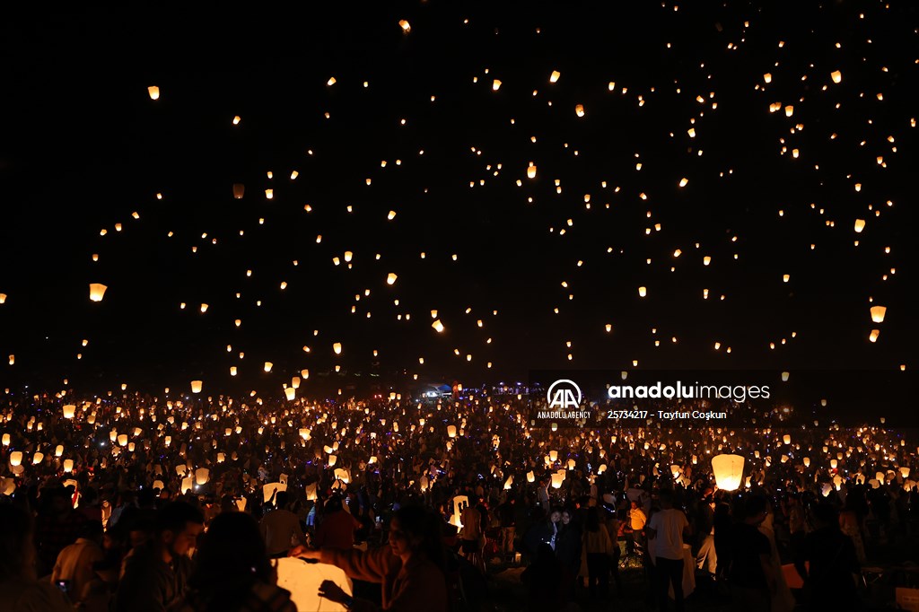 Sky lantern lights festival