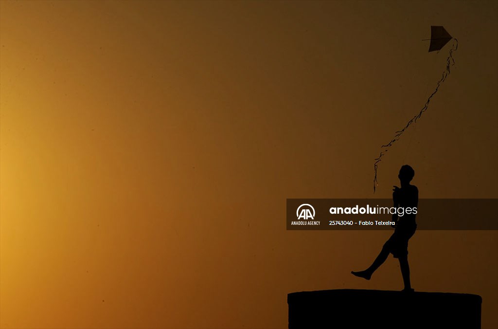 Pandemic, Violence, Deaths, Childhood in the Favelas of Rio de Janeiro