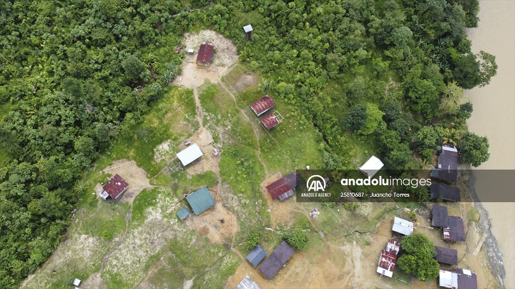 Colombia: Embera Dobida indigenous daily life at the jungle in Choco department