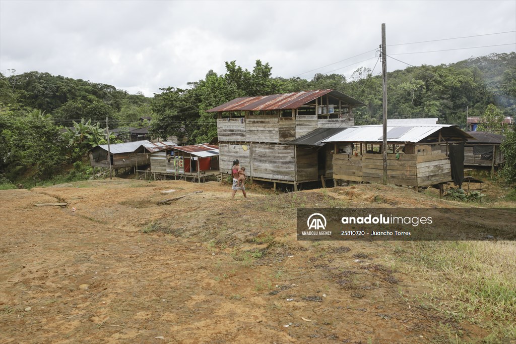 Colombia: Embera Dobida indigenous daily life at the jungle in Choco department