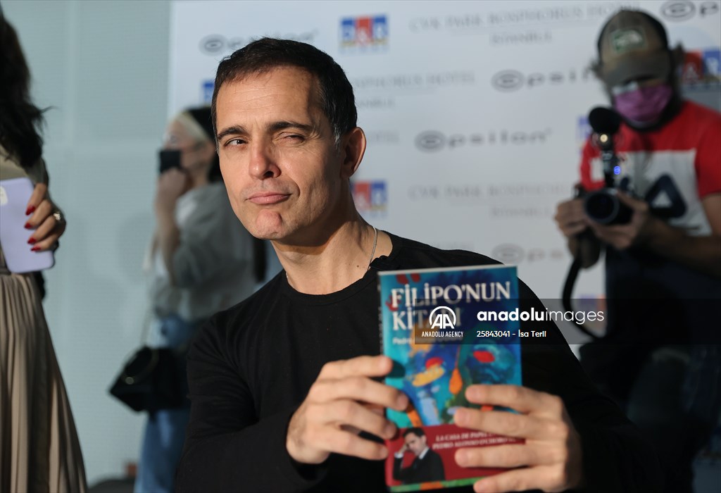 O'Choro, the Berlin character of the TV series "La Casa de Papel" in Istanbul