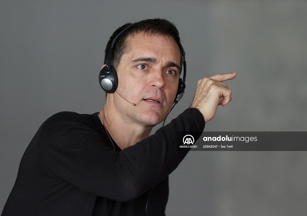 O'Choro, the Berlin character of the TV series "La Casa de Papel" in Istanbul