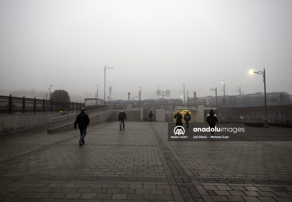 Heavy fog in Istanbul