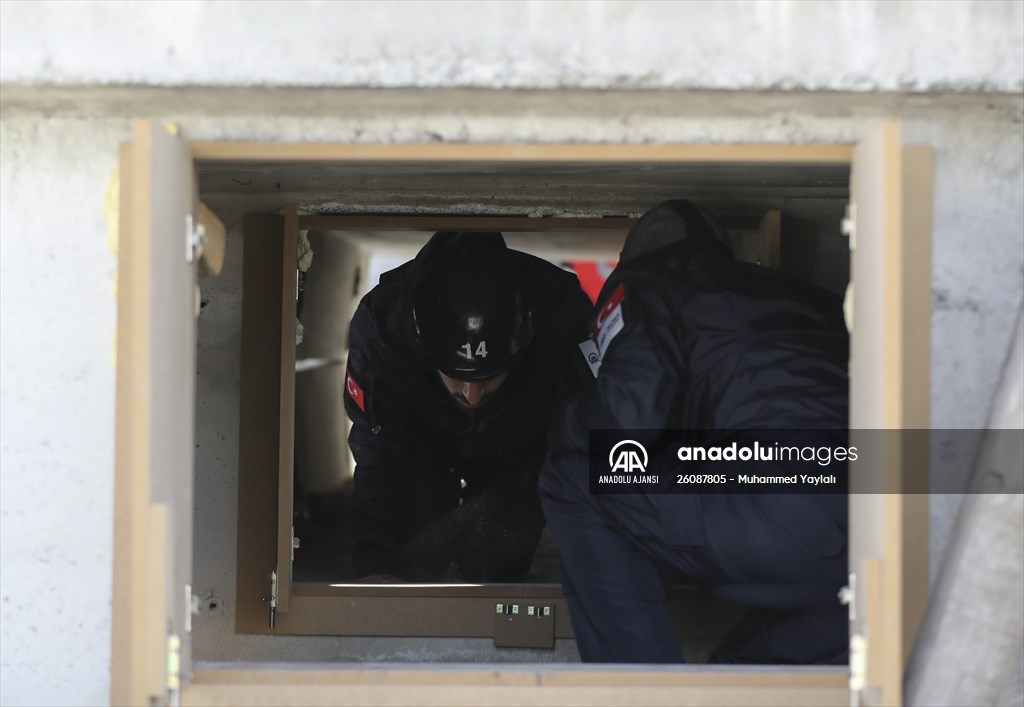 AA'nın savaş muhabirliği kursiyerleri uygulamalı eğitimlerle güçleniyor