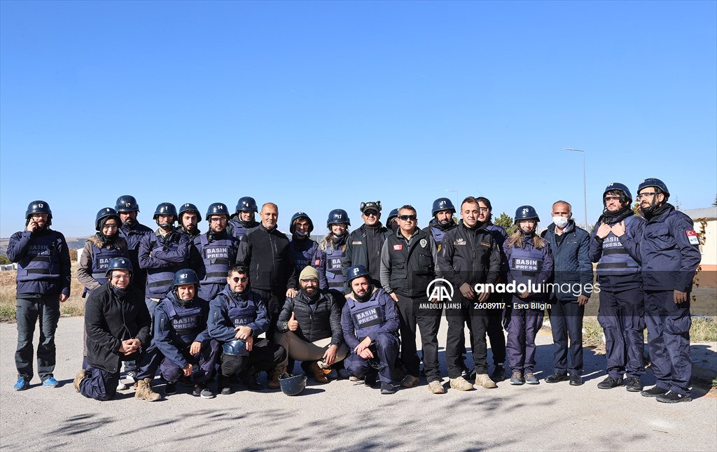 AA'nın savaş muhabirliği kursiyerleri uygulamalı eğitimlerle güçleniyor