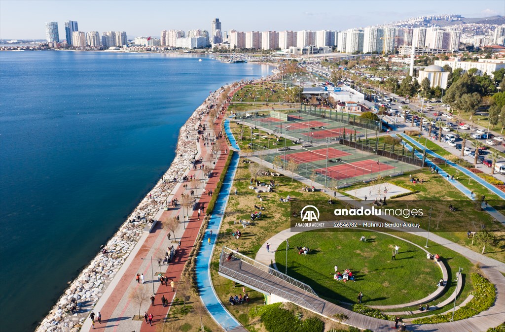 People enjoy sunny winter day in Izmir