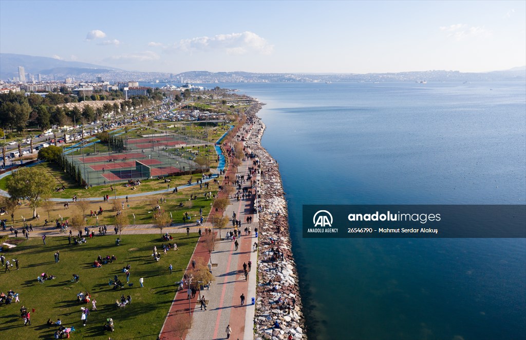 People enjoy sunny winter day in Izmir