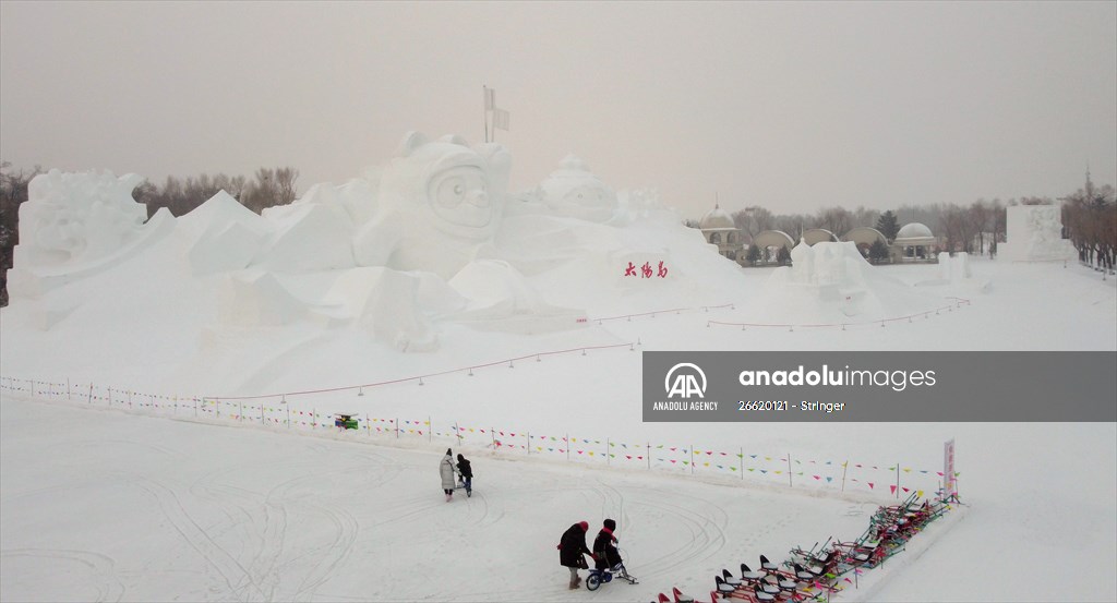 Harbin Ice and Snow World and Harbin Sun Island Snow Sculpture Art Fair